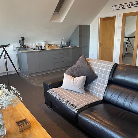 The Lighthouse Penthouse, Studio And Holiday Home St Ives Exteriör bild