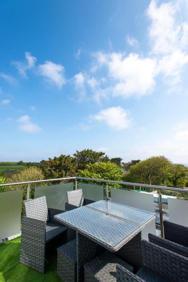 The Lighthouse Penthouse, Studio And Holiday Home St Ives Exteriör bild