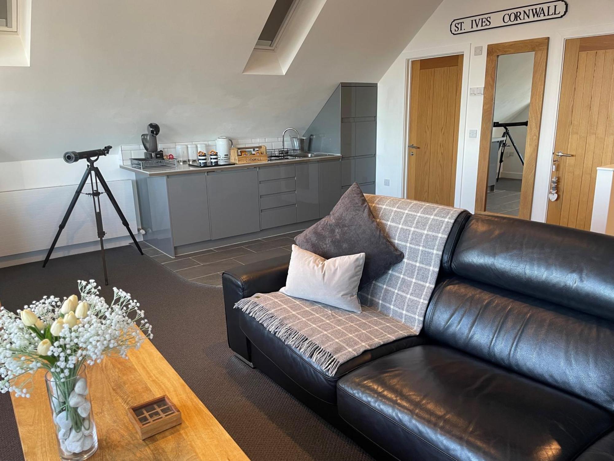 The Lighthouse Penthouse, Studio And Holiday Home St Ives Exteriör bild